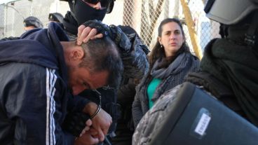 Reifenstuel llegó en horas de la tarde a la cárcel de Piñero, donde quedó alojado.