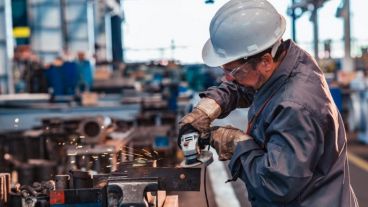 Maquinaria Agrícola y Carrocerías y Remolque se destacaron en mayo de 2025 como los rubros de mayor crecimiento interanual,