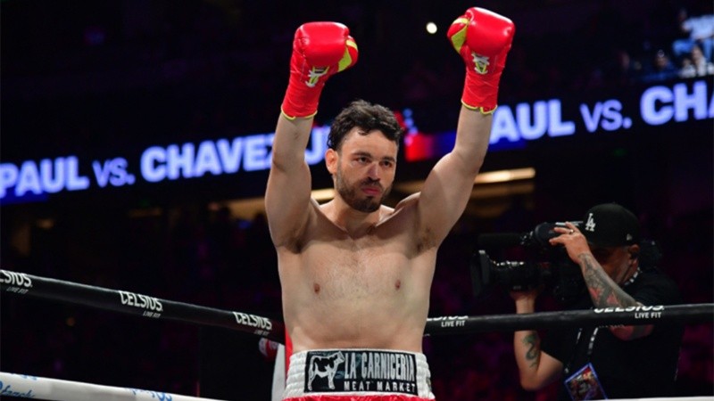 Chavez había perdido el sábado una pelea de exhibición contra Jake Paul, reconocido youtuber.