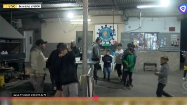 Chicos de zona sur tienen comida y merienda, gracias a la ayuda de padres, madres y profesores.