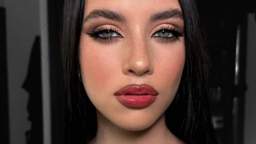 Los días fríos invitan a jugar con el maquillaje y animarse a looks más intensos.