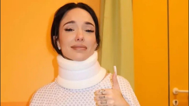 A pesar del dolor y el susto, la artista se mostró optimista y confirmó que no suspenderá ninguna fecha de la gira.