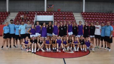 El plantel argentino lleva su ilusión al Mundial de República Checa