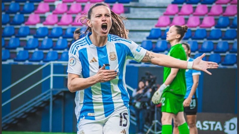 Bonsegundo marcó el primer gol de Argentina en la Copa América.