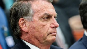 Medios locales informaron que Bolsonaro fue trasladado a la sede de la Policía Federal para la colocación de la tobillera electrónica.