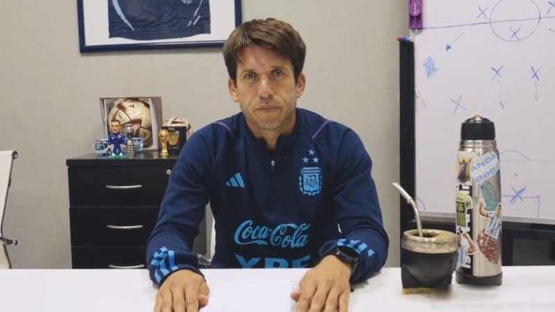 Diego Placente va por un nuevo desafío con los pibes argentinos.