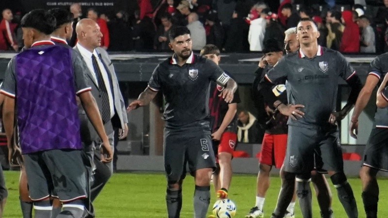 Banega anotó el empate transitorio pero no alcanzó.