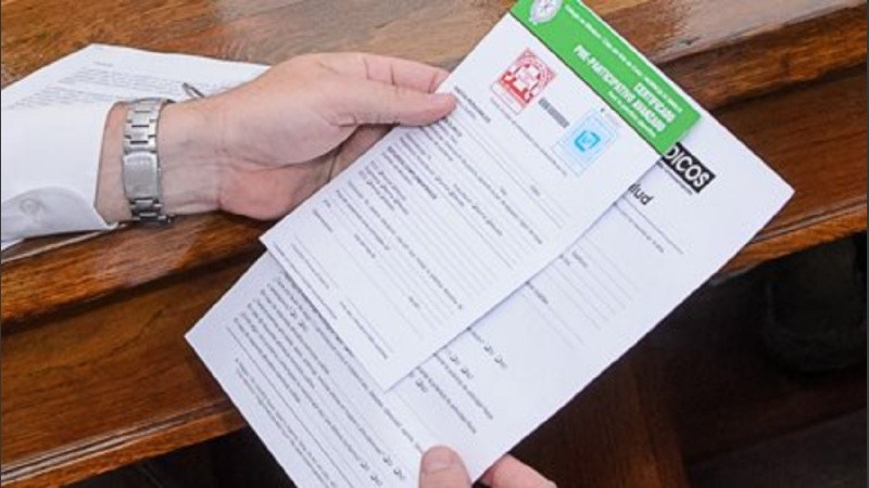 No habrá que hacer más colas en el Colegio para comprar los certificados en papel.