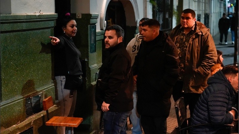 Gastronómicos sufrieron la pérdida ya que los clientes se fueron de los locales al desconocer cuánto tiempo llevaría el corte.
