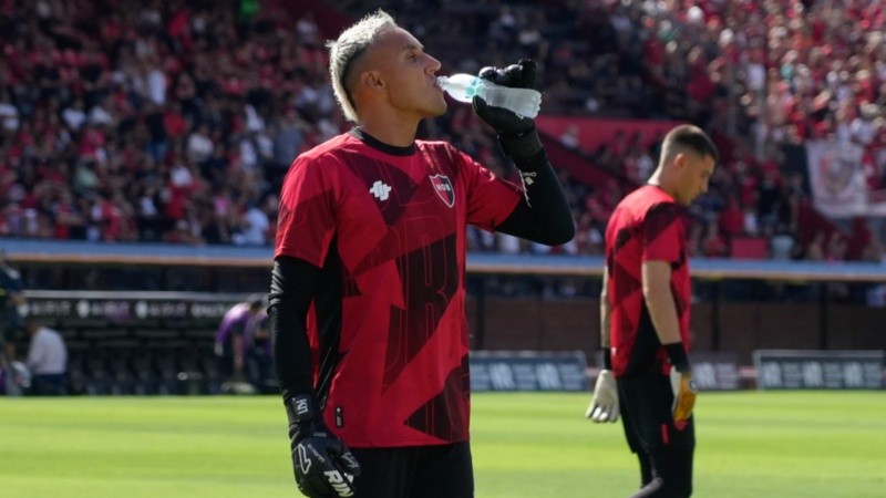 Keylor Navas presionó para irse de Newell's y jugará en Pumas de México.