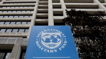 El FMI comenzó con las primeras reuniones informales para tratar la revisión del caso argentino.