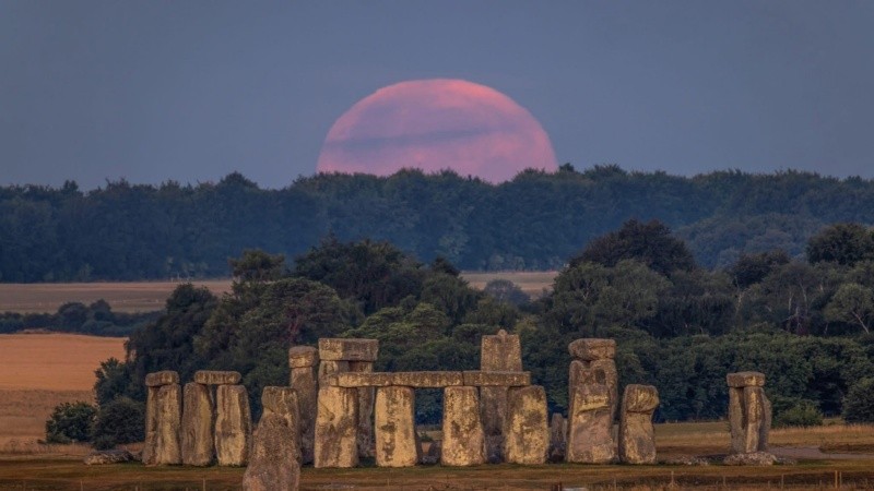 Las omunidades neolíticas tenían la capacidad de transportar piedras a largas distancias.