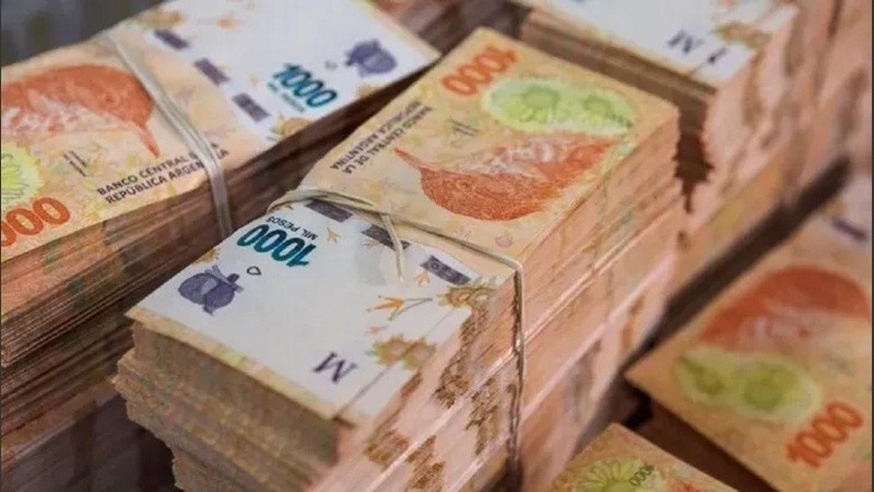 Hay cientos de cheques devueltos por millones de pesos.