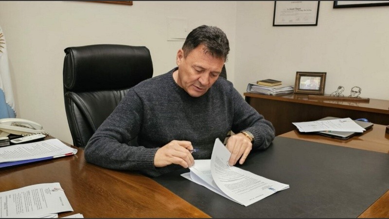 El intendente de San Lorenzo, Leonardo Raimundo.