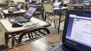 Los estudiantes harán la evaluación mediante una notebook.
