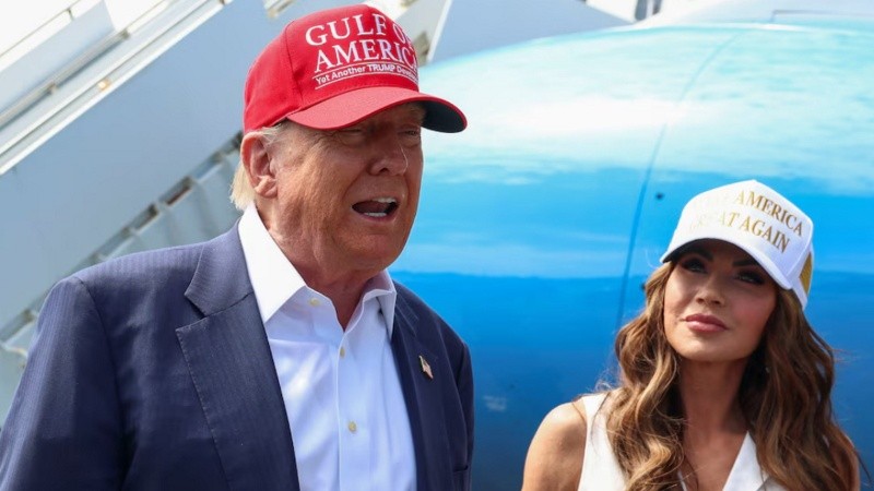 Kristi Noem es una funcionaria clave en la administración Trump.