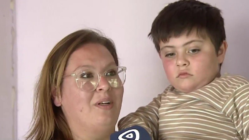 La madre de un niño de seis años con autismo denunció que su obra social lo dejó sin cobertura.