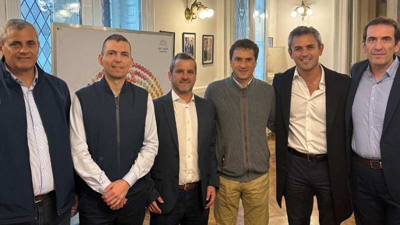 Los diputados que se reunieron con Menem este martes.