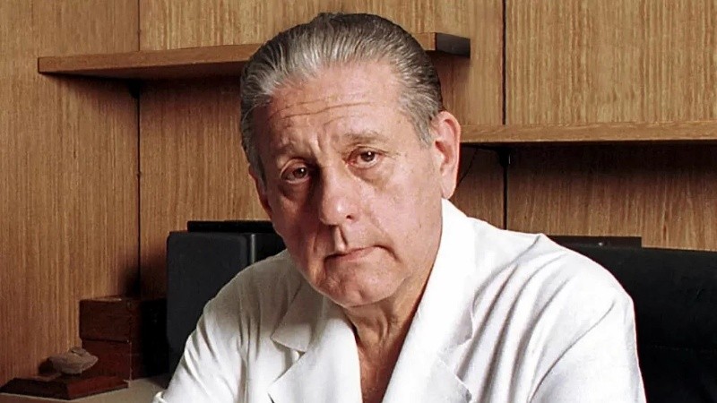 Favaloro falleció a los 77 años en su departamento de Buenos Aires.