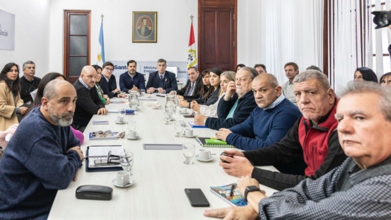 La paritaria con los gremios docentes se reanudó este martes en Santa Fe.