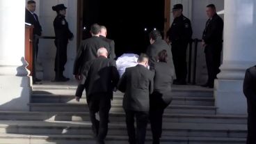 El velatorio de Locomotora Oliveras fue dividido en dos partes: una privada y otra abierta al público.