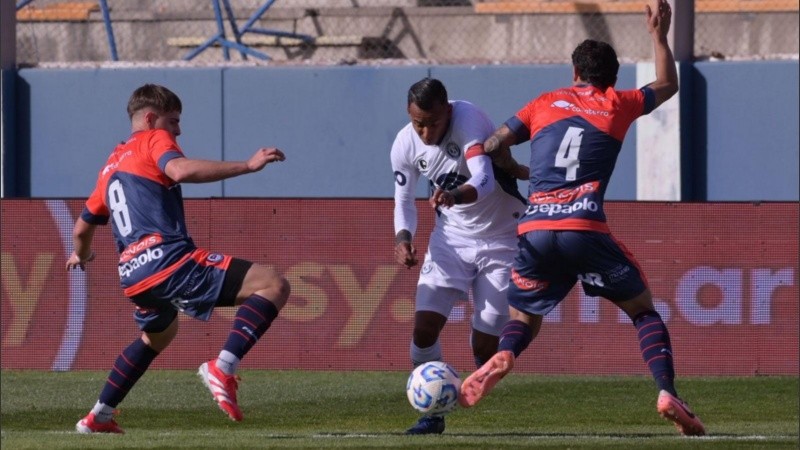 El Charrúa se quedó sin nafta en el final.