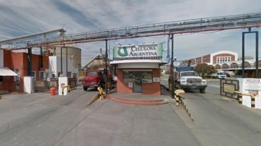 La planta de Capitán Bermúdez queda paralizada.