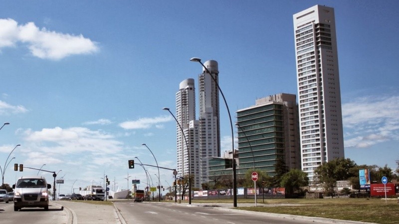 La propuesta es de edificios en terrenos puntuales del área central y algunos corredores puntuales.