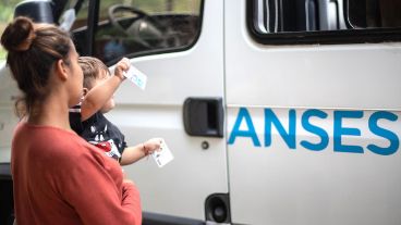 ANSÉS exige la presentación de la Libreta para recibir el 20% retenido de la AUH.