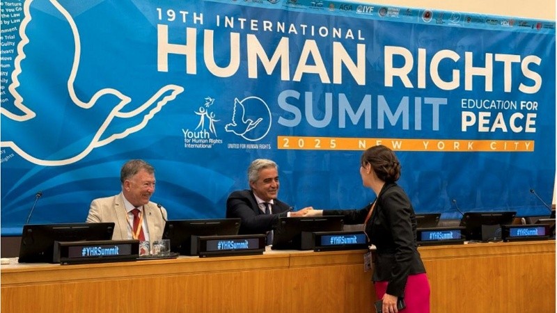 Los rectores de la UGR, Javier Macchi, y de la UNR, Franco Bartolacci, respectivamente, en el Congreso Mundial de Jóvenes por los Derechos Humanos  de la ONU: