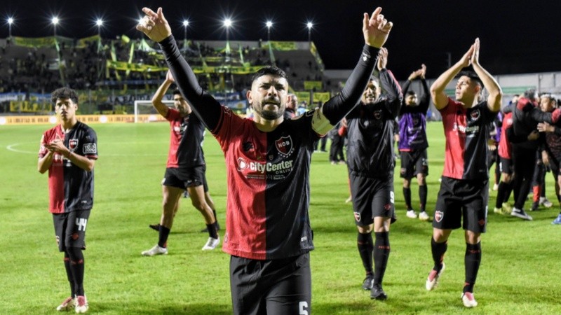 Newell's eliminó en 16avos a Defensa y Justicia: fue 2-0 con goles de Maroni y Herrera, en mayo pasado.