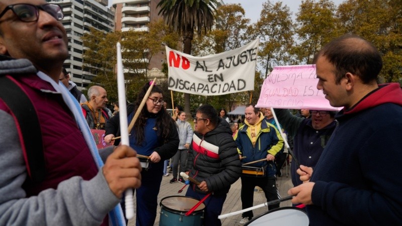 El sector vuelve a protestar este martes en Plaza San Martín como en otras ocasiones.