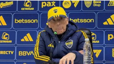Miguel Russo en la conferencia de prensa de este martes tras la práctica de Boca.