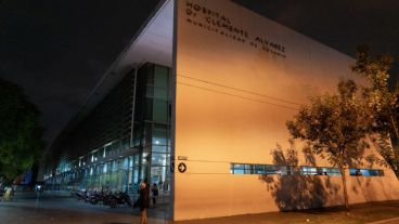 Familiares de la víctima esperaban el parte médico en el Heca.