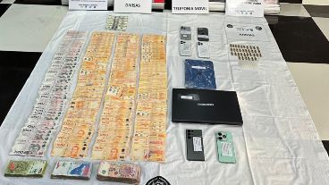 Algunos de los elementos secuestrados en los operativos de la PSA.