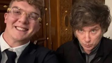 Los demandantes acusan a Hayden Davis de liderar un esquema fraudulento y de haber sido legitimado, públicamente por Javier Milei a través de su red social X.