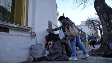 Paz, pan y trabajo en Rosario: estampas de la celebración de San Cayetano.