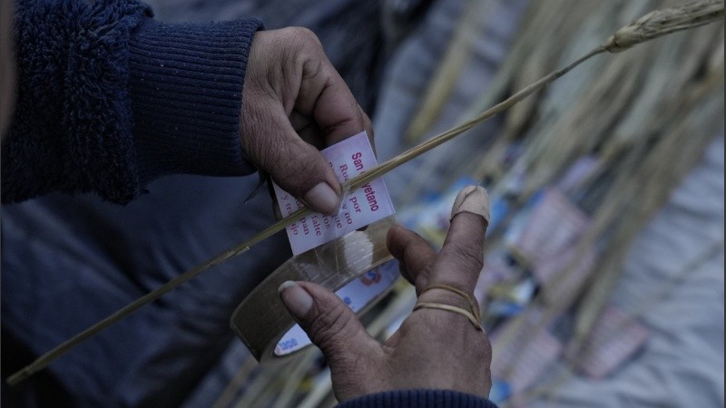 Paz, pan y trabajo en Rosario: estampas de la celebración de San Cayetano.