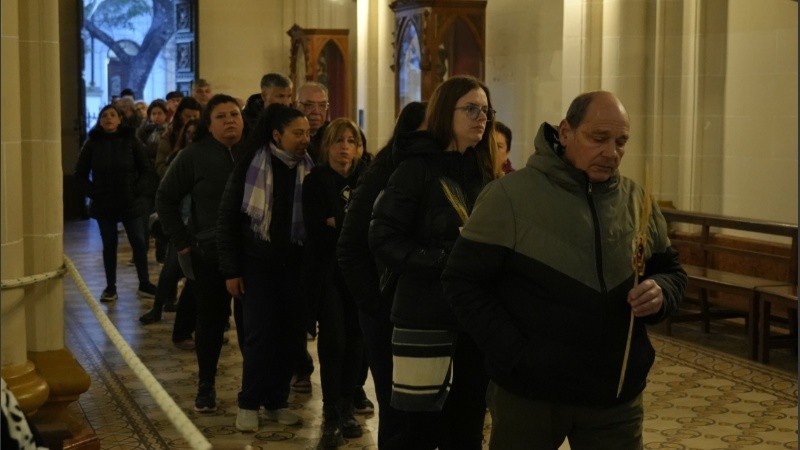 Paz, pan y trabajo en Rosario: estampas de la celebración de San Cayetano.