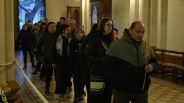 Paz, pan y trabajo en Rosario: estampas de la celebración de San Cayetano.