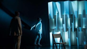 Alejandro Orlando y Hernán Servilla protagonizan "Los iluminados".