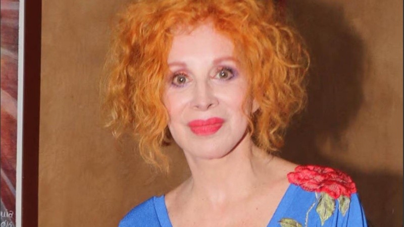 La artista fue sorora con sus compañeras.