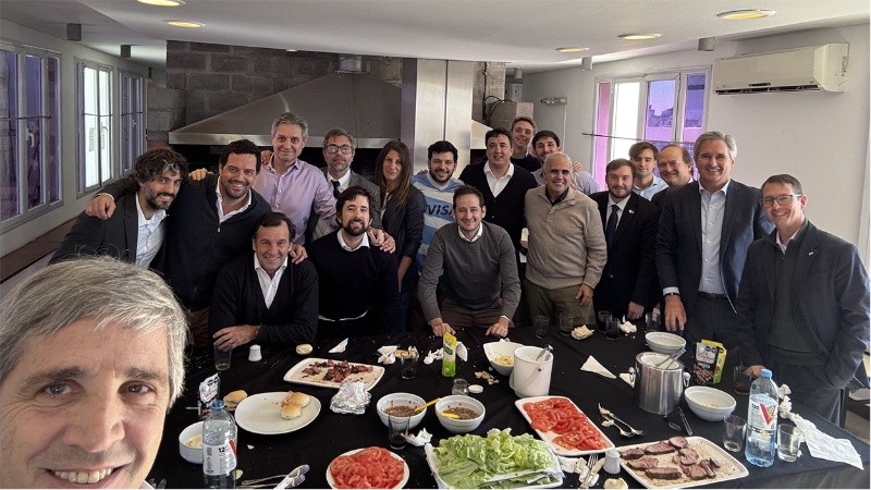 El gobierno de Javier Milei ya acumula casi 140 bajas de funcionarios en poco más de 500 días de gestión..