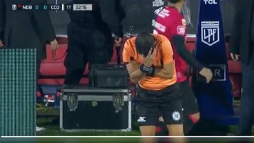 La agresión a Merlos en el primer tiempo.