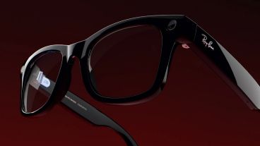 Las gafas inteligentes Ray-Ban Meta están equipadas con cámaras, micrófono y altavoces.