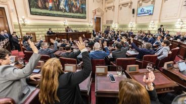 Unidos busca sellar los acuerdos internos para luego buscar consensos más amplios.