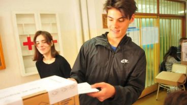 En las Paso 2025, en Santa Fe, 76.086 jóvenes de 16 y 17 años estaban habilitados para votar.