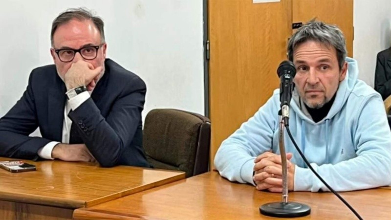 Claudio Contardi acusado de violencia y abuso.