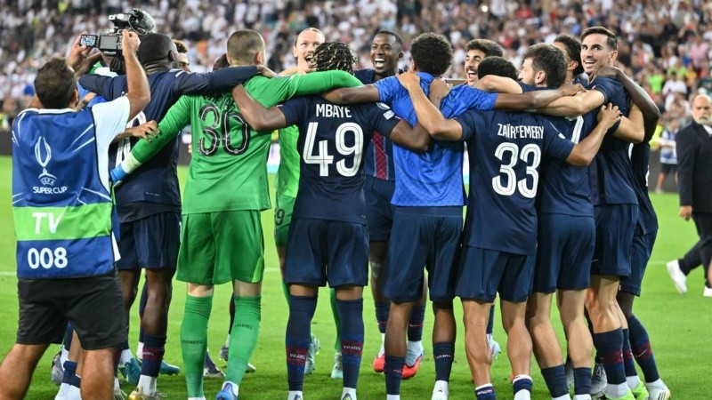 El PSG de Francia ganó la Supercopa de Europa y obtuvo su quínto título en 2025.