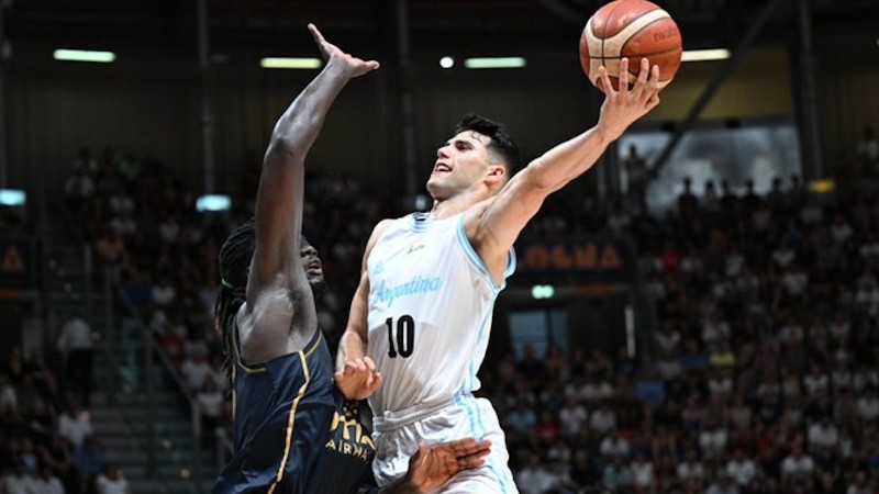 El partido sirvió para seguir sumando rodaje y ajustar detalles en el plan de juego de Pablo Prigioni.